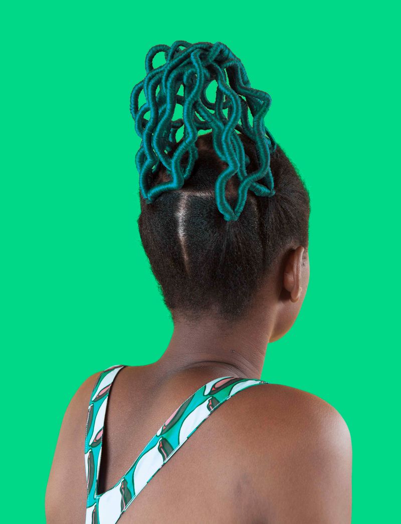 © Medina Dugger - Image from the Chroma: An Ode to J.D. Okhai Ojeikere photography project