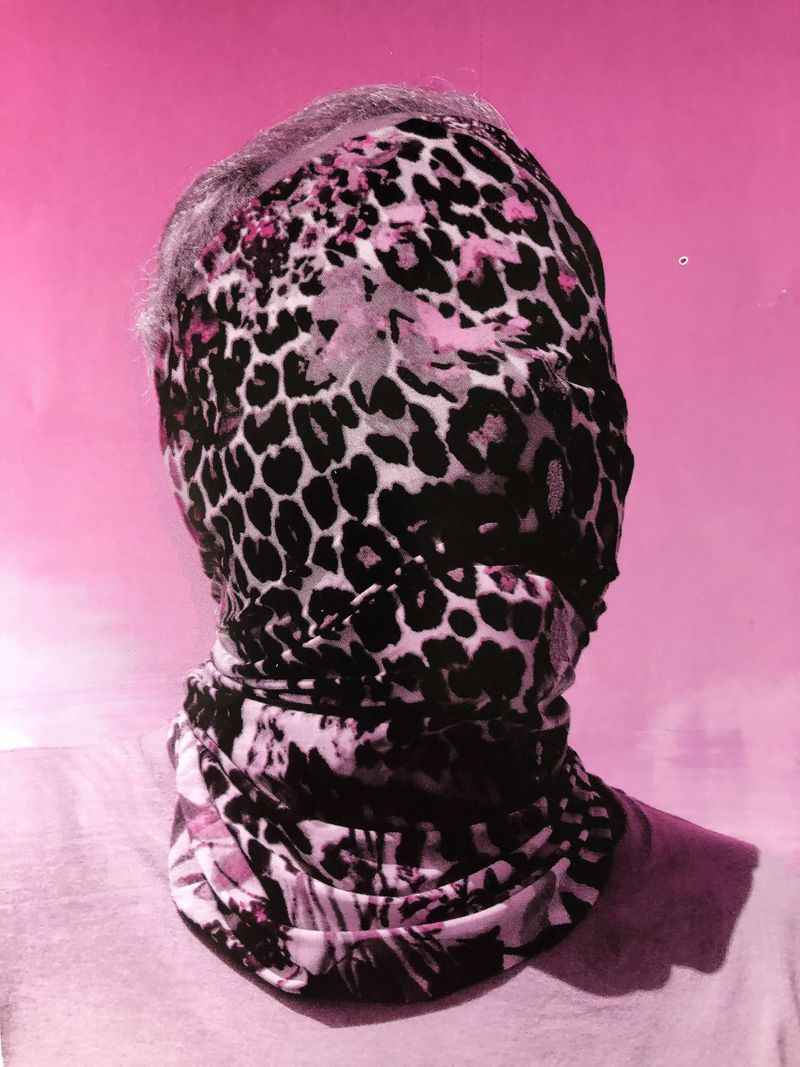Photobook Review: El Pez Muere Por La Boca by Santiago Escobar-Jaramillo