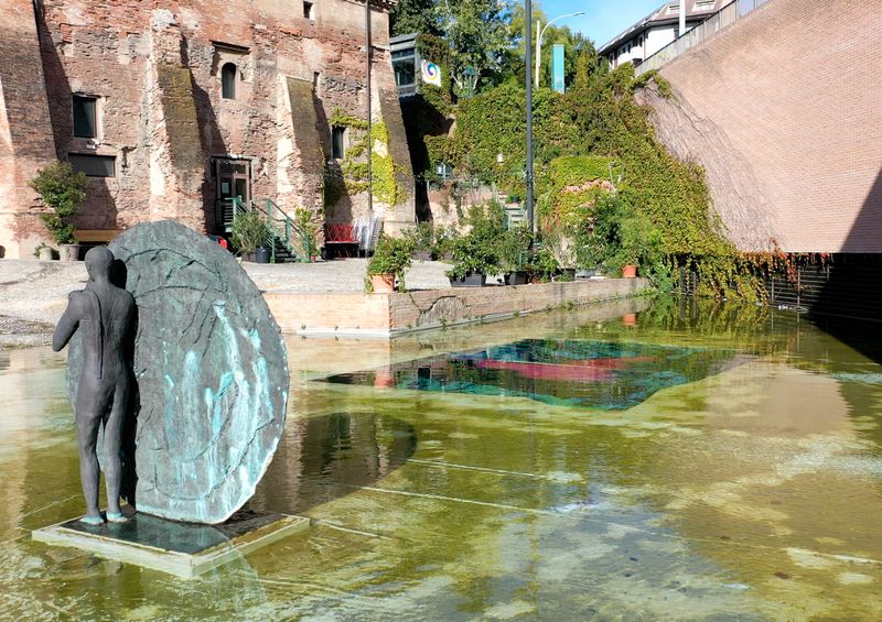A view of Neuromantic external exhibition at Cassero LGBTI+ Club for PhMuseum Days 2022 © Ana Vallejo / PhMuseum