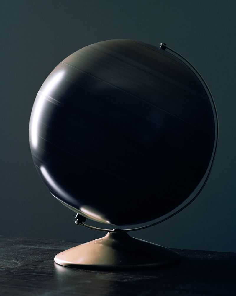 Philippe Braquenier Dives Into Flat Earth Theories and Depicts Them in This Photographic Project