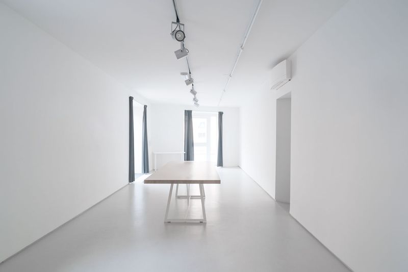 The main room of Fonderia 20.9 Gallery.