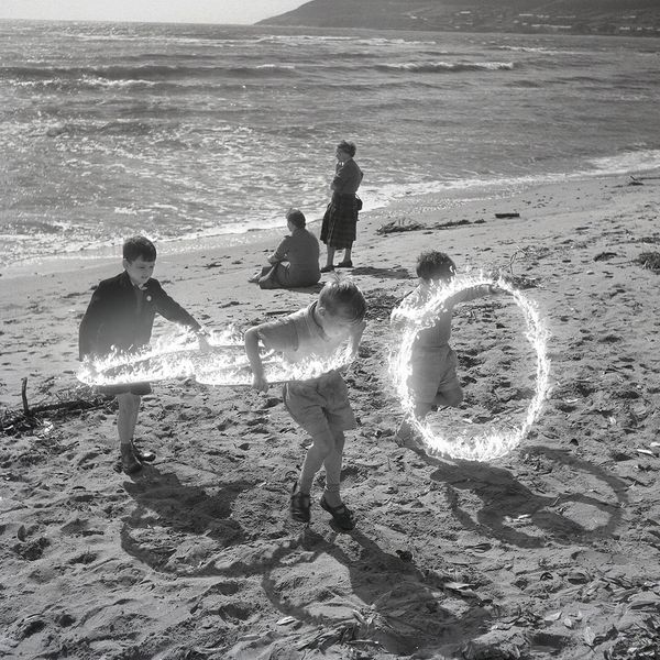 Cliffhanger © Weronika Gesicka, 2022 2nd Prize Recipient