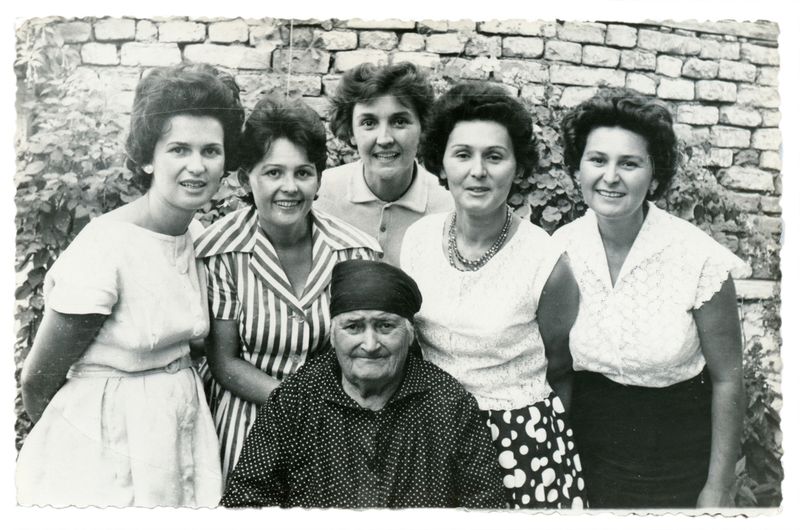 Marija Mandic Criticises Patriarchy by Reflecting on the Absence of Women’s Names in Her Family Tree