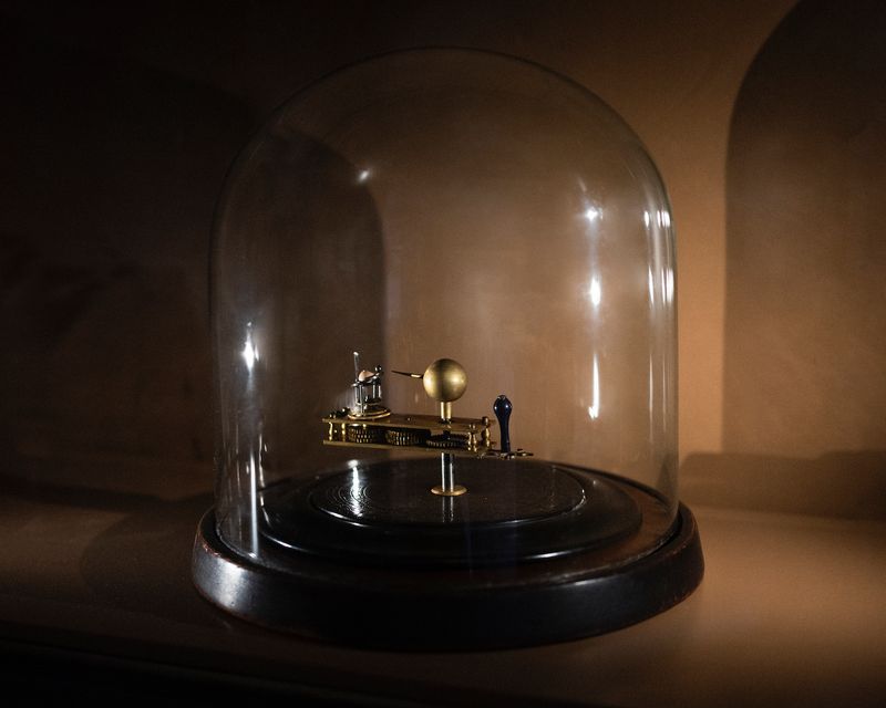 Youthful Gazes at the Unpolluted Night Sky