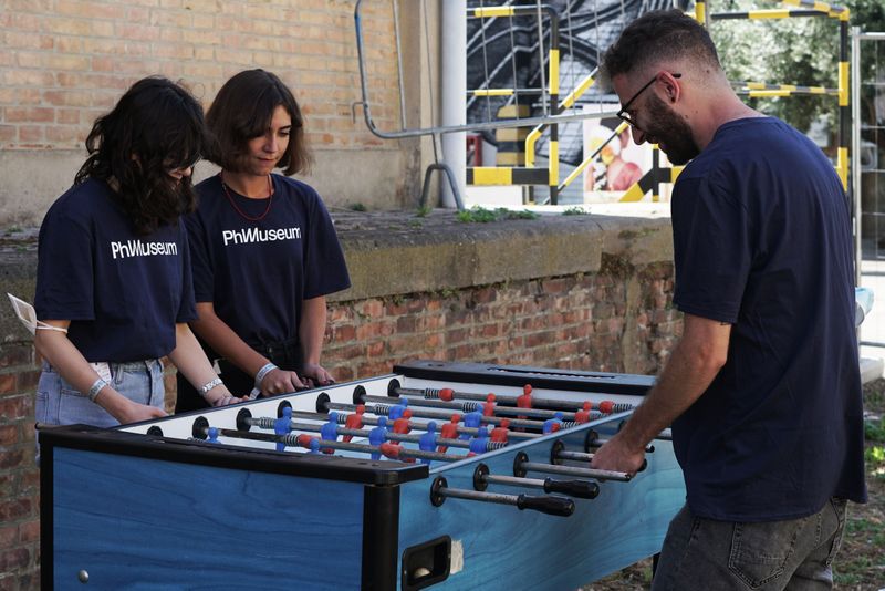 Volunteers taking a break © Viktoriya Boyarchuk