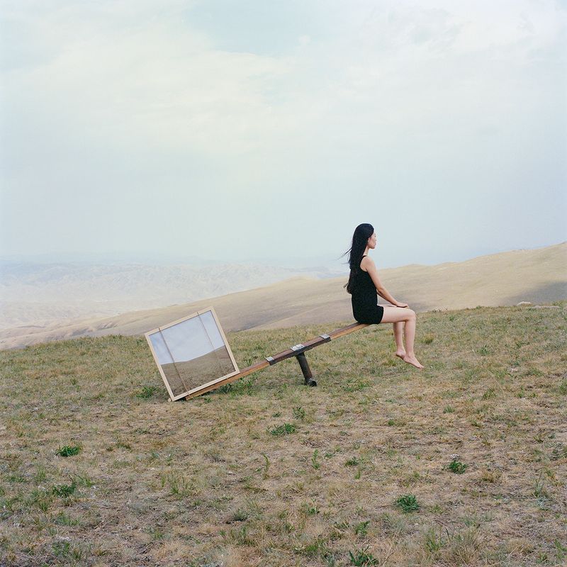 Weighing Your Own Presence in Contemporary Chinese Society