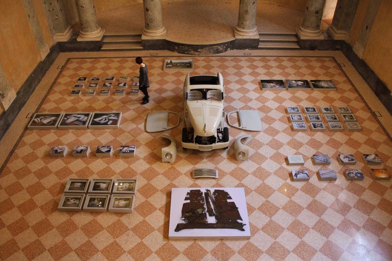 © Erik Kessels