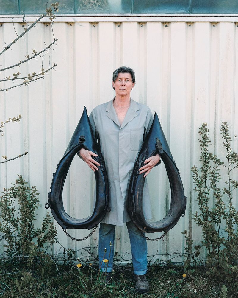 Sarah Grethe Approaches the Subject of Returning Home through her Mother's experience.