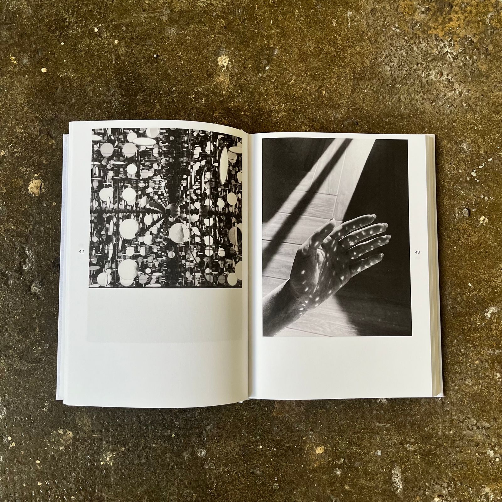 Inside / PhMuseum 2nd Photobook On Mobile Photography