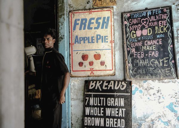 © Aakriti Chandervanshi - Image from the Maska Bun and Migration: Irani Cafés of Bombay photography project