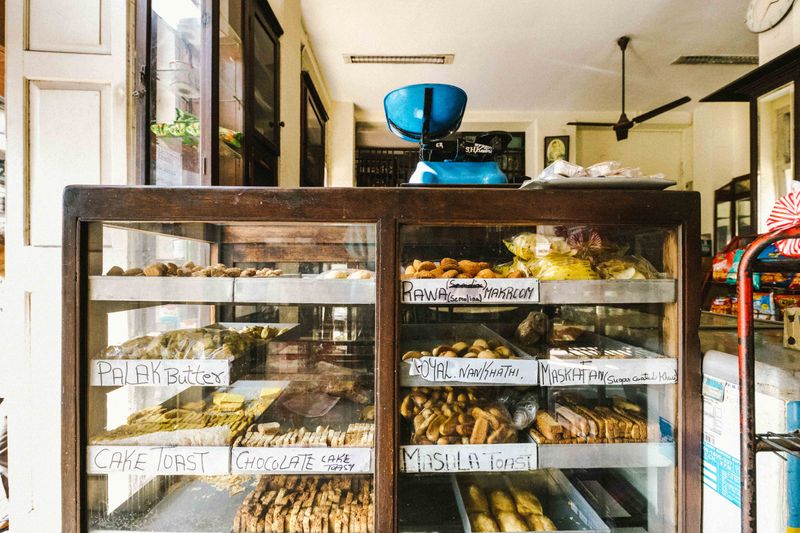 © Aakriti Chandervanshi - Image from the Maska Bun and Migration: Irani Cafés of Bombay photography project