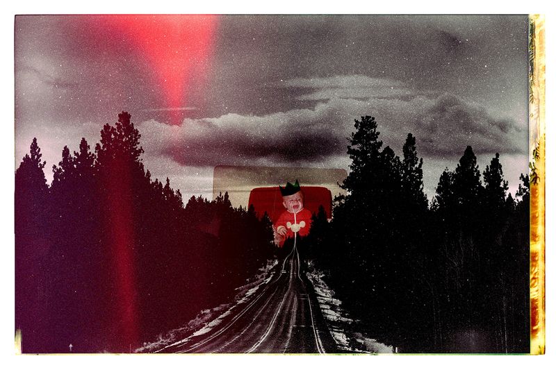 © Tirdad Aghakhani - Image from the BETWEEN TIME AND SPACE photography project