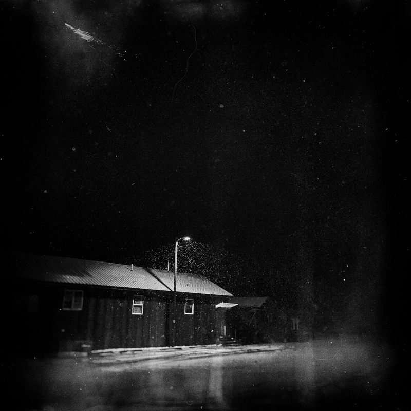 © Tirdad Aghakhani - Last light in the dark