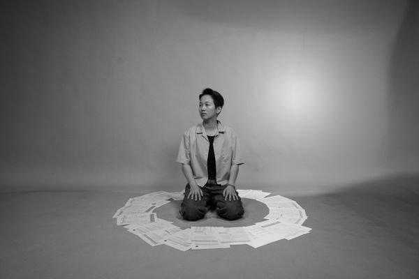 © Yimeng Chen - Image from the Held 1n Between photography project