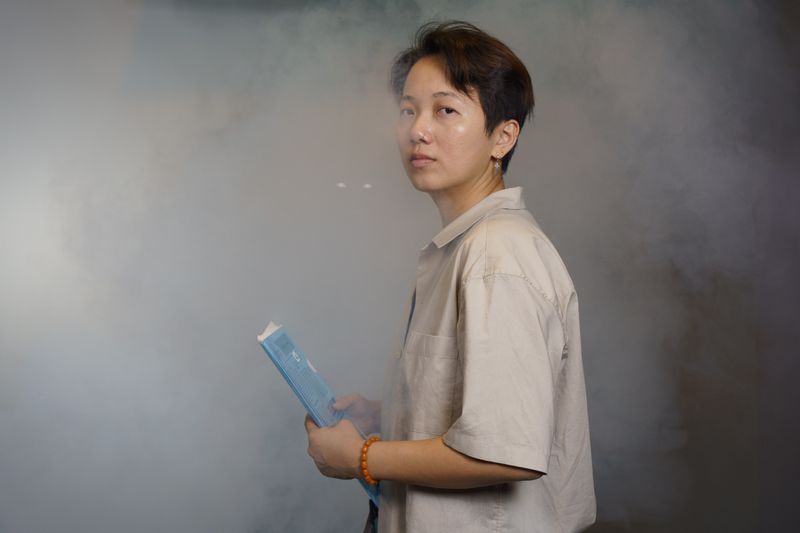 © Yimeng Chen - Image from the Held 1n Between photography project