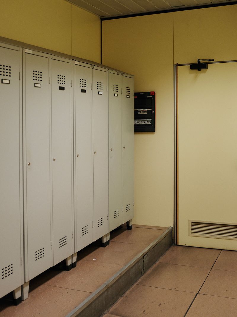 © Davide Sartori - Image from the The shape of our eyes, other things I wouldn't know photography project