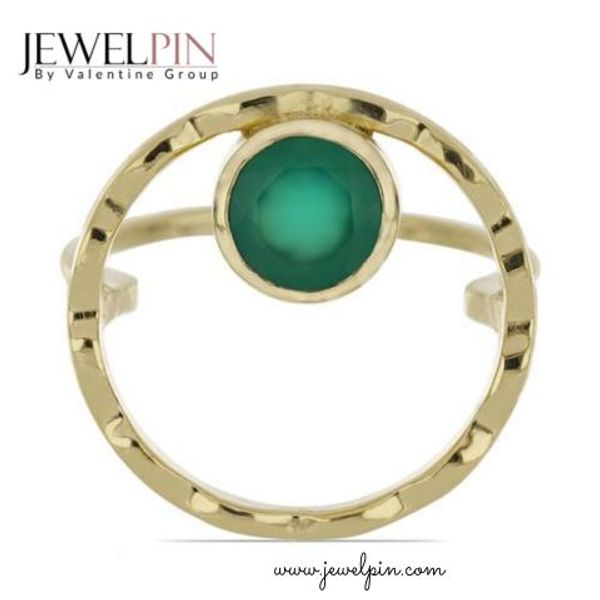 © ziggy Maximilian - Image from the Fashion Jewelry Manufacturer and Supplier – JewelPin photography project