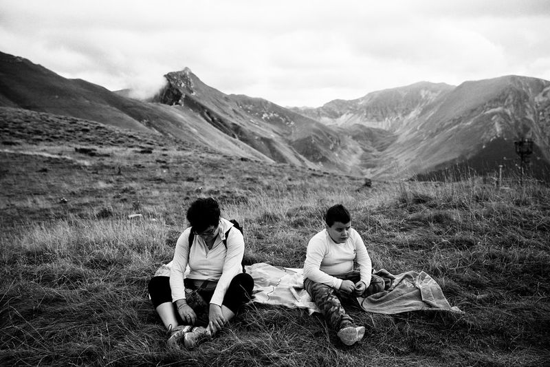 © BARBARA ZANON - Image from the The daily life of three siblings with autism photography project
