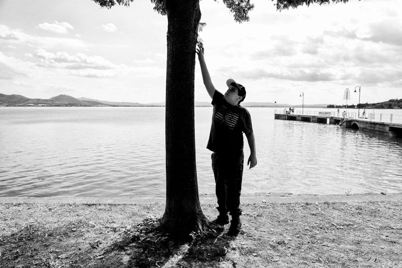 © BARBARA ZANON - Image from the The daily life of three siblings with autism photography project