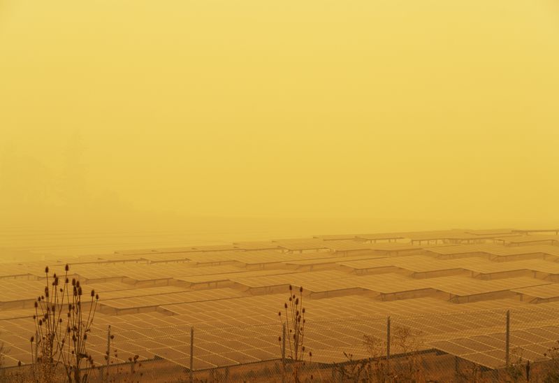 © Jessica Hays - Image from the The Sun Sets Midafternoon photography project