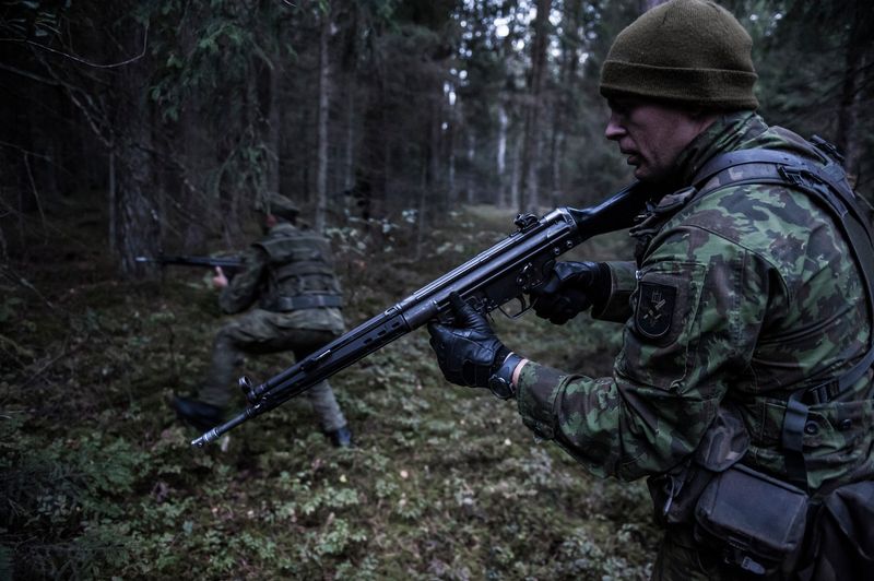 © Mattia Vacca - Image from the How to act in extreme situations or instances of war photography project