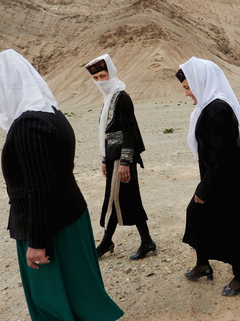 © YANG CHEN - Image from the "The Wilderness, Tajik and Plants" photography project