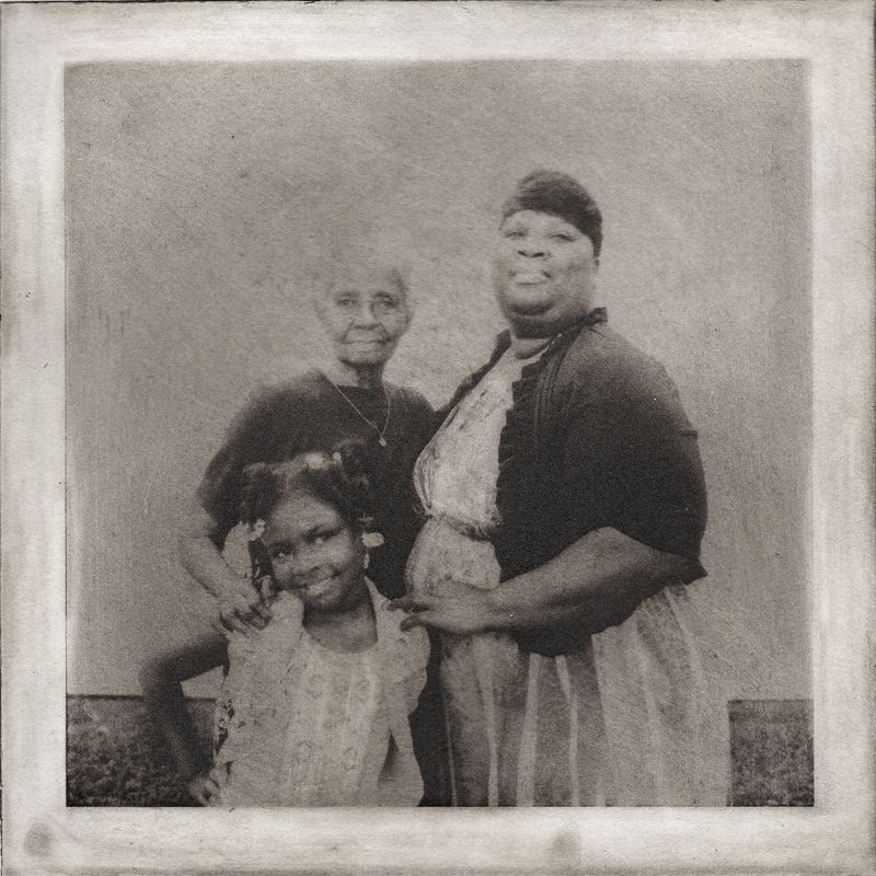 © Gabriella  Demczuk  - Image from the Coming Home: Unionville photography project