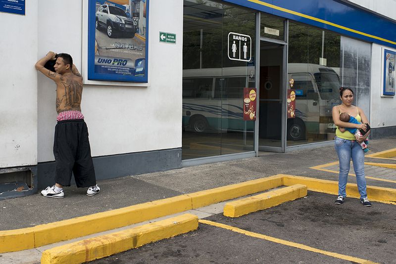 © Encarni Pindado - Image from the Central American Women Migration,  photography project