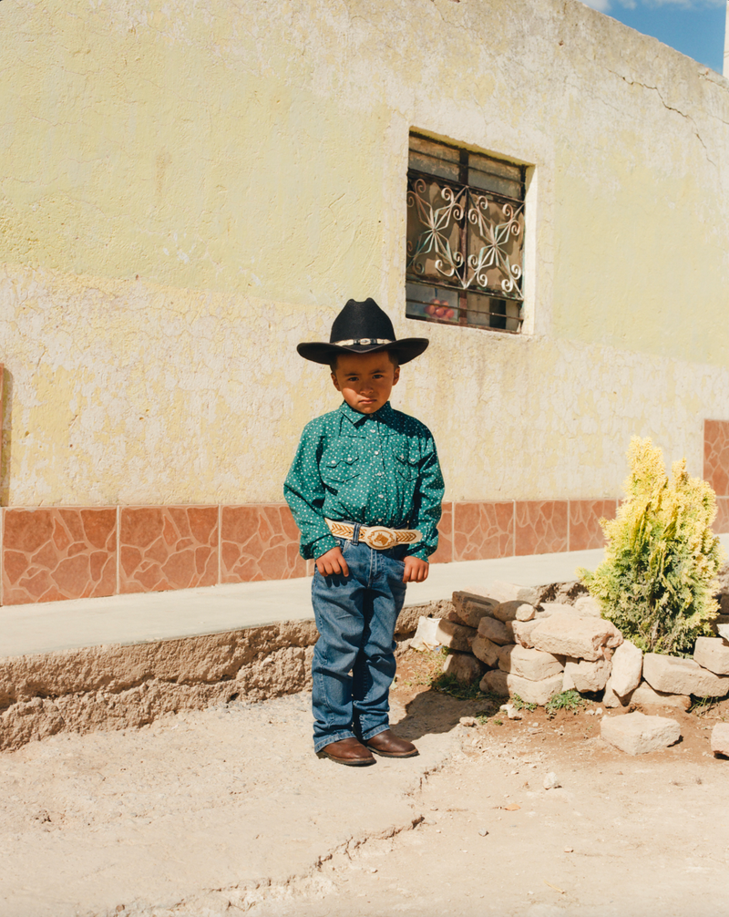 © Troy Montes - Image from the Cielo Azul / Cielo Nublado photography project