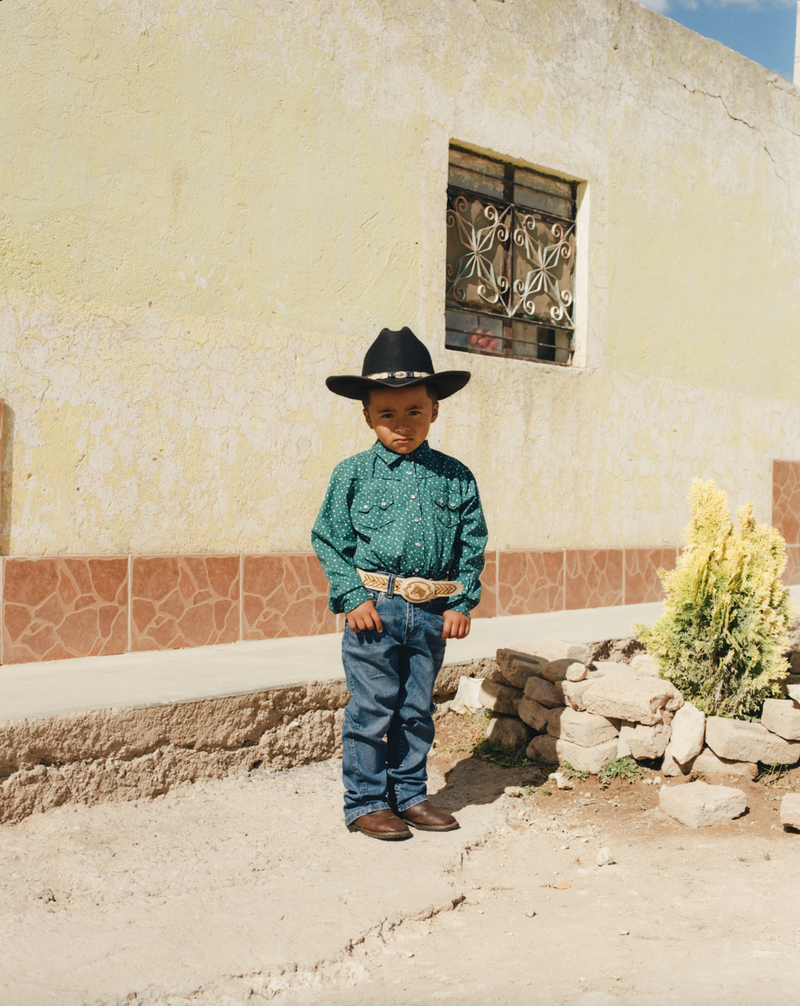 © Troy Montes - Image from the Cielo Azul / Cielo Nublado photography project