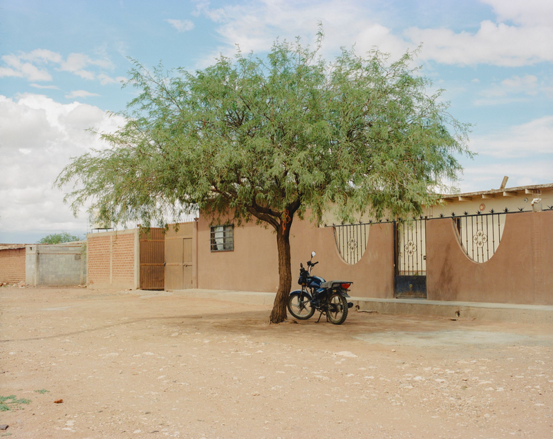 © Troy Montes - Image from the Cielo Azul / Cielo Nublado photography project