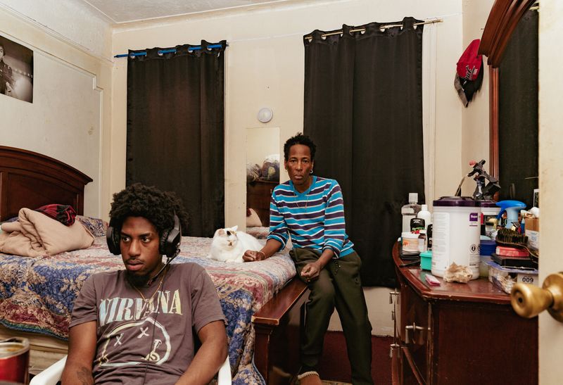© Jan Chrisann Edward - Image from the Apt 3R photography project
