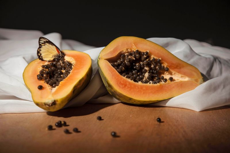 © Alina Gross - sweet, fragrant and hard, 2018