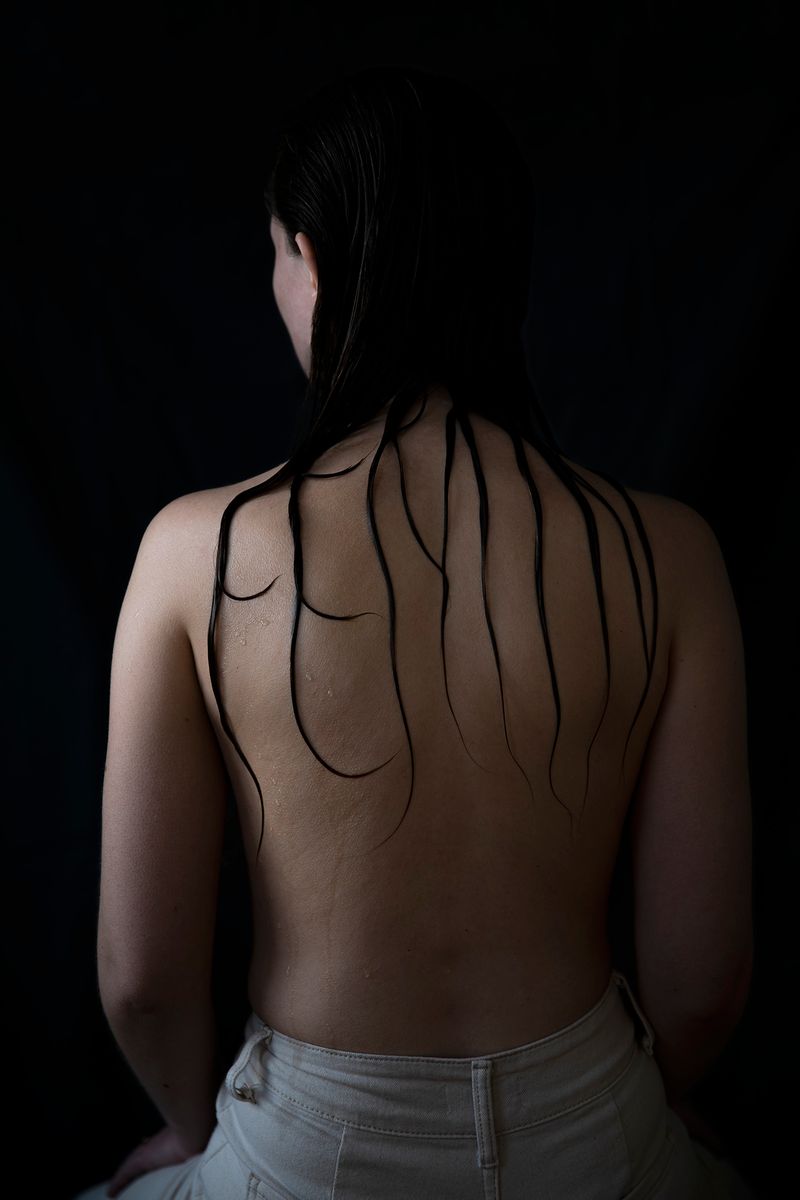 © Anne Nobels - What is femininity today? How does it shape our identity as women or people?