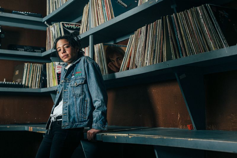 © Catalina Kulczar-Marin - Image from the The Hum photography project