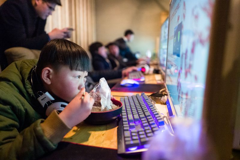 © Jingli Wu - Image from the CHINESE NETWORK LIFE photography project