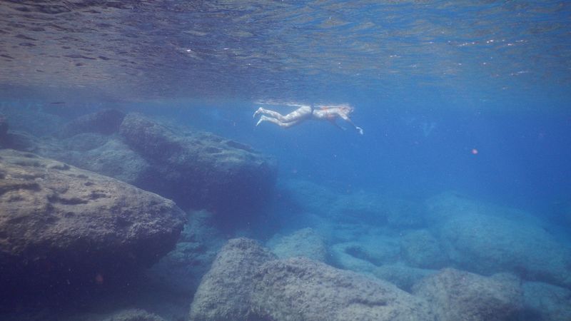 © Aliki Peterson - Image from the Swell photography project