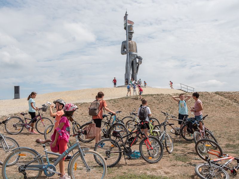 © Michal Adamski - Pákozd. Miskahuszar Statue. The world’s largest Hussar statue (12 meters tall).