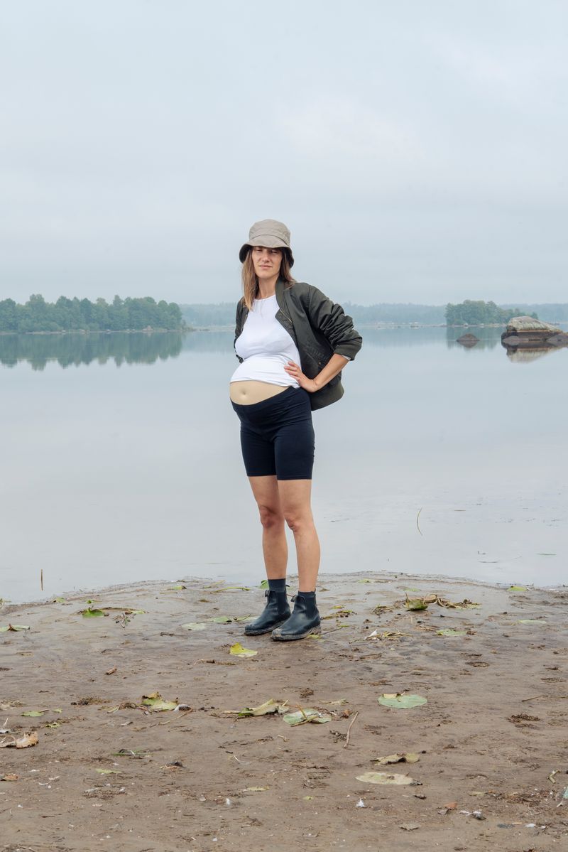 © Jannike Stelling - (Fake Mum) Posing