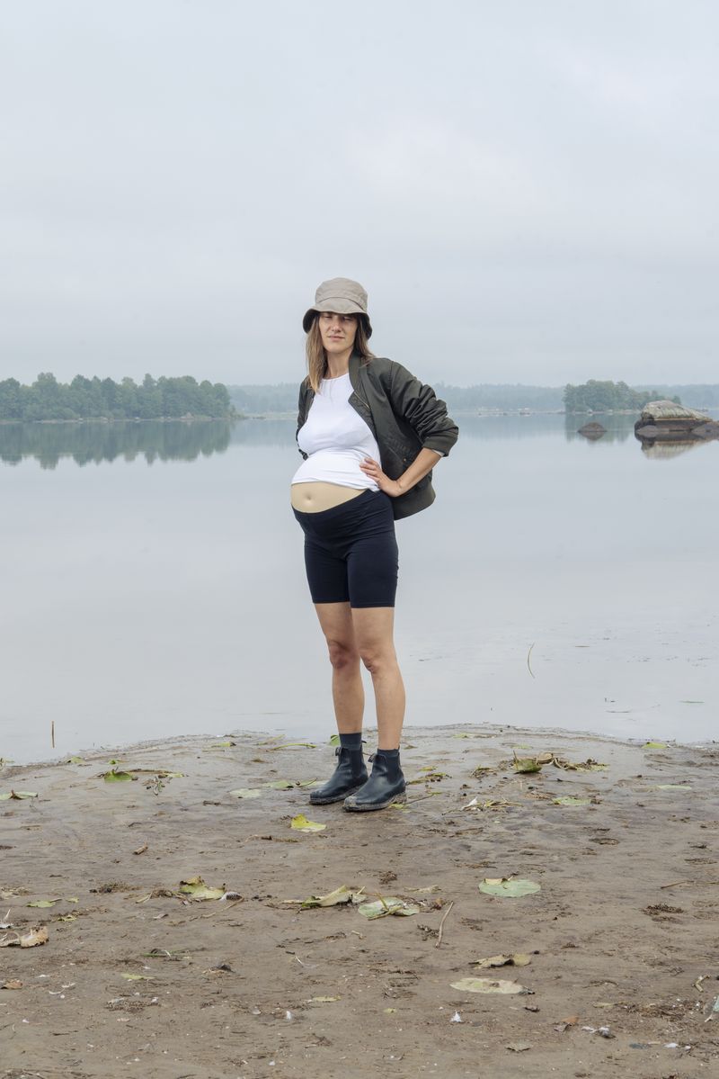 © Jannike Stelling - (Fake Mum) Posing