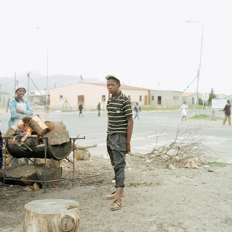 © Claudio Rasano - Image from the EVERYONE LIVE IN THE SAME PLACE LIKE BEFORE photography project