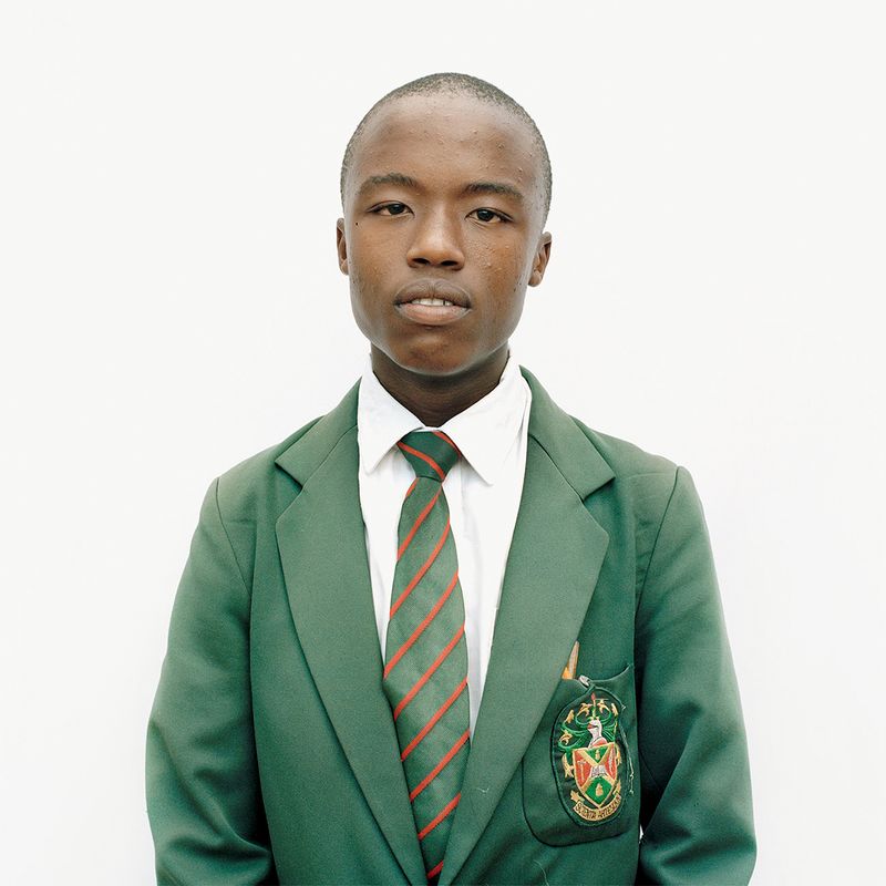 © Claudio Rasano - Image from the SIMILAR LOOKING photography project