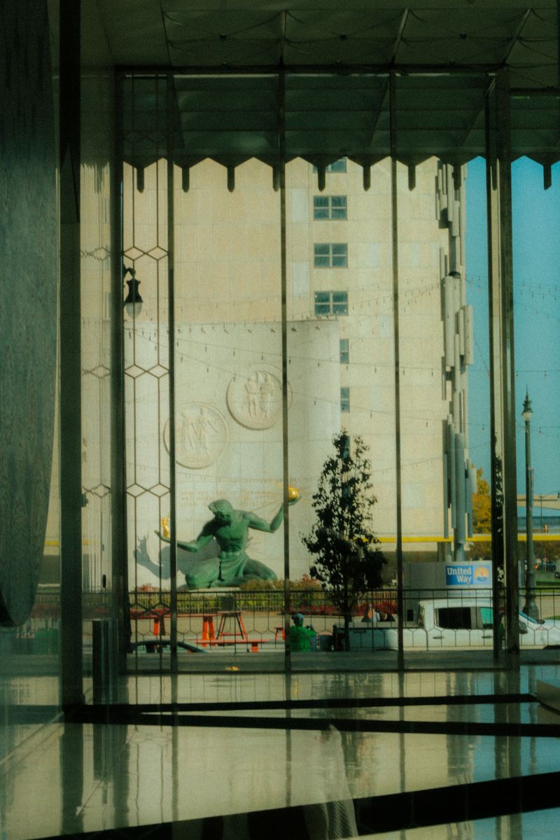 © Mesgana Berhane - Image from the Autumn in one of "The Most Dangerous Cities in America": Godspeed to You photography project