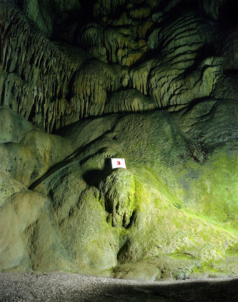 © Austin Irving - Image from the SHOW CAVES photography project