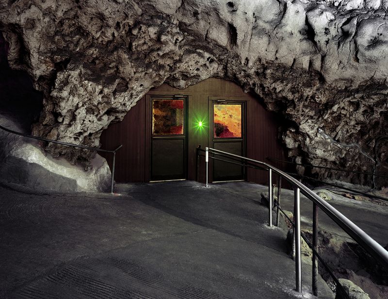 © Austin Irving - Air Lock, Meramec Caverns, Sullivan, Missouri, USA, 2019 – 4×5 Color Negative – Archival Lightjet Print on Dibond