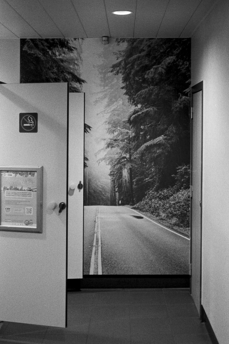 © Eddie Clybouw - Image from the this is not the beginning, this is not the end of the beginning, it’s perhaps the beginning of the end photography project