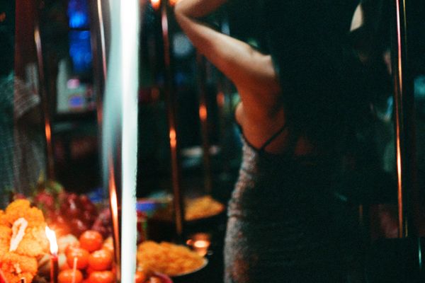 © Elizabeth Waterman - Image from the MONEYGAME Thailand photography project