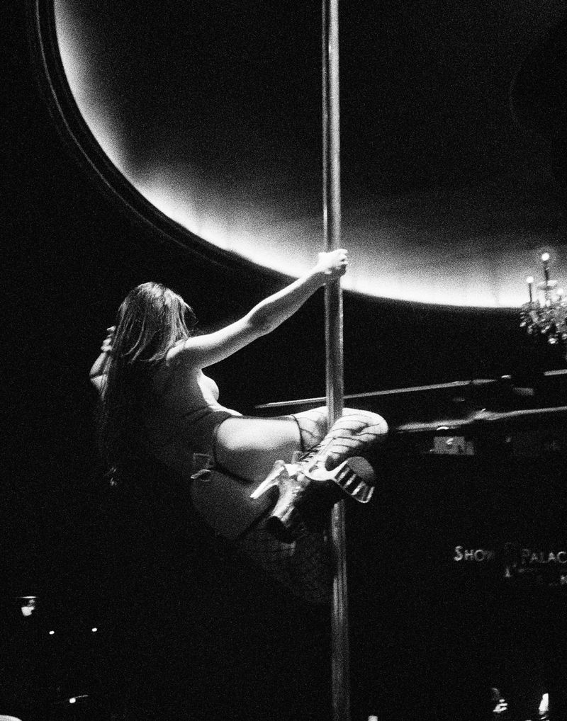 © Elizabeth Waterman - Image from the Dark Angels photography project