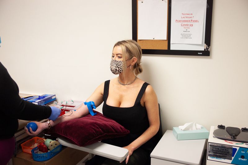 © Elizabeth Waterman - Image from the The Moneygame photography project