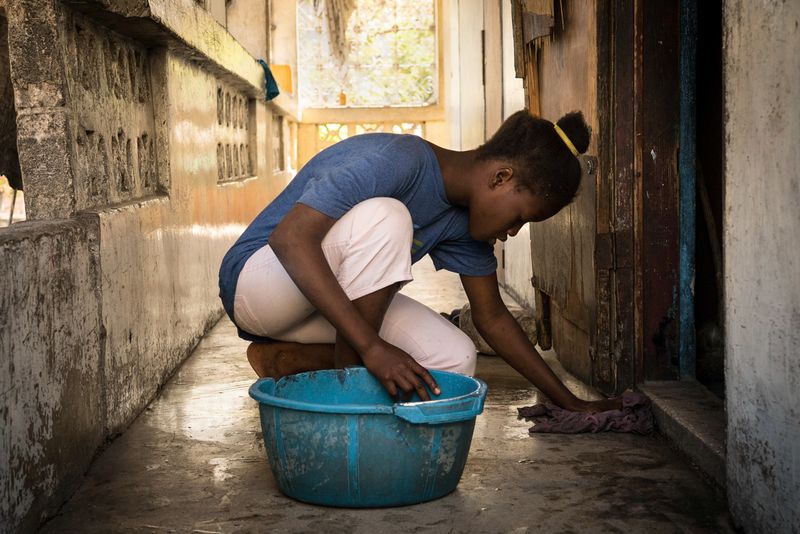 © Cristina Baussan - Image from the Stay with Me photography project